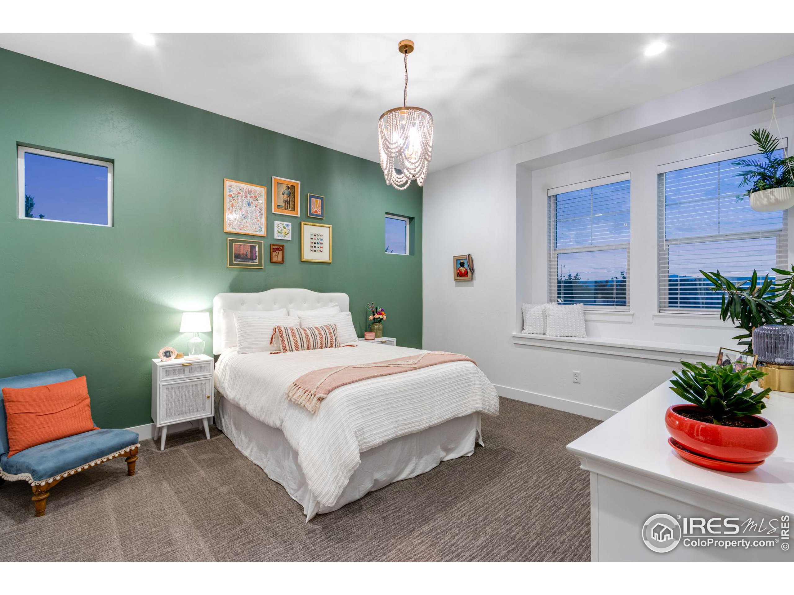 4300 Mountain Shadow Way