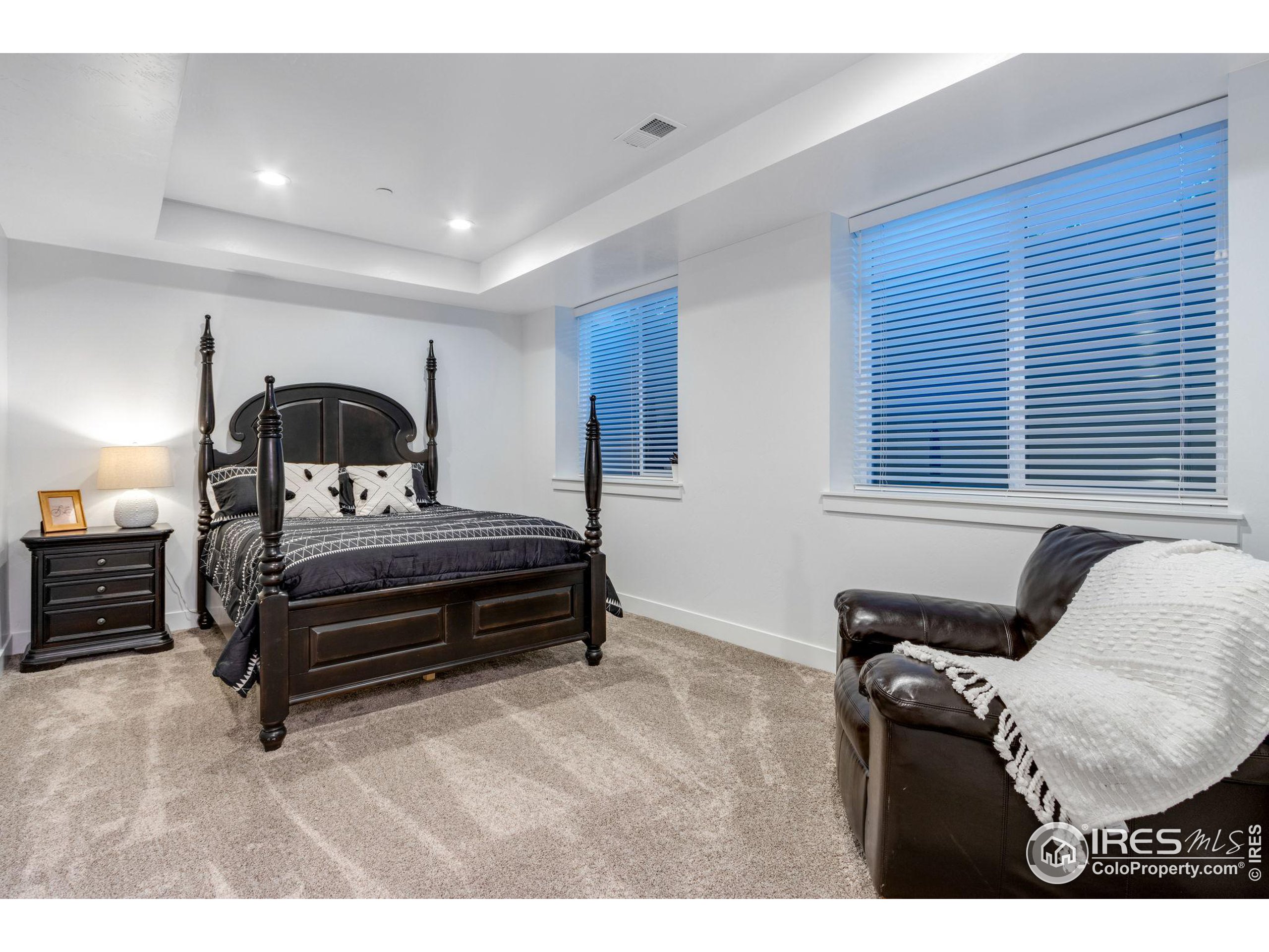 4300 Mountain Shadow Way