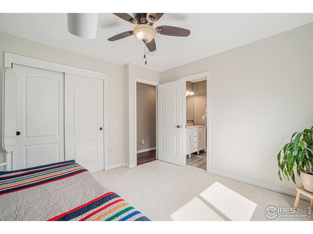 5403 Golden Willow Dr