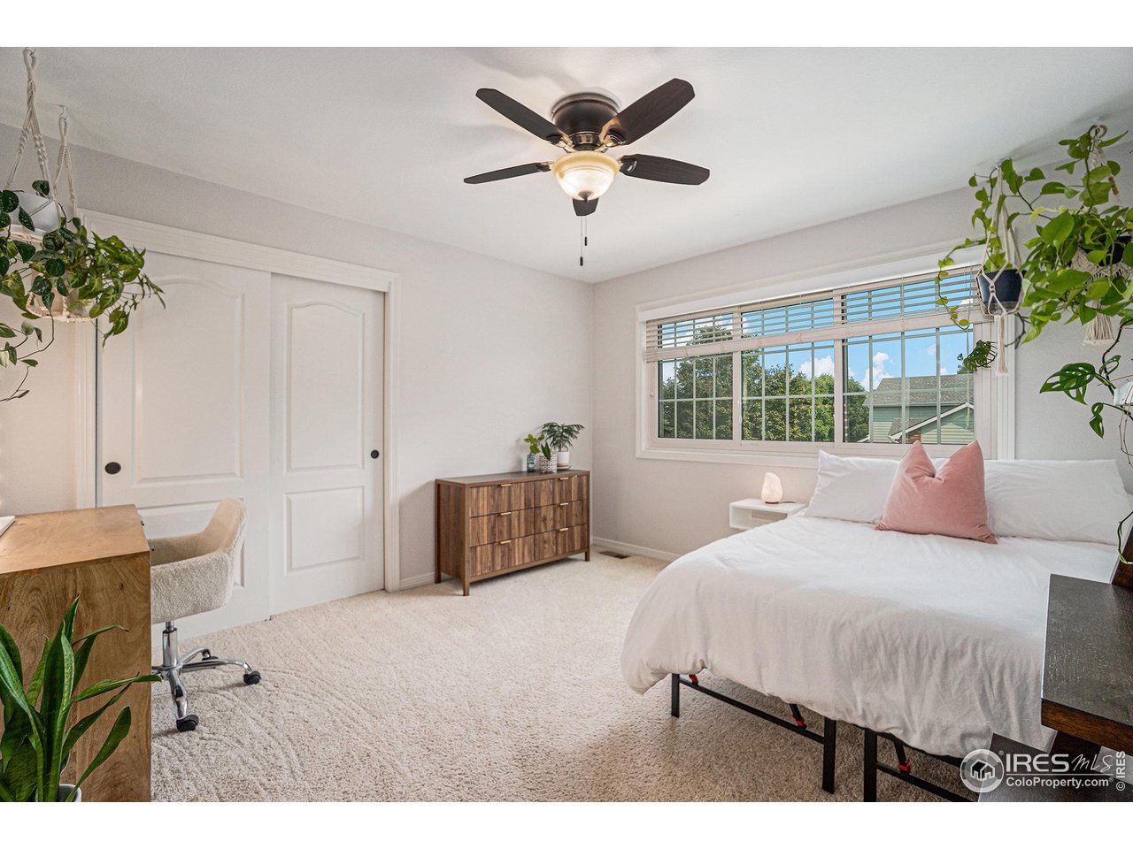 5403 Golden Willow Dr