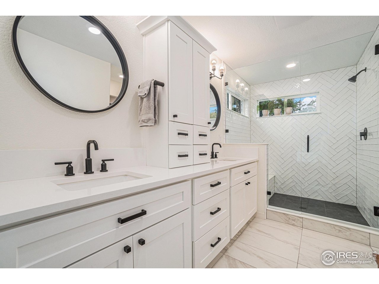 5403 Golden Willow Dr