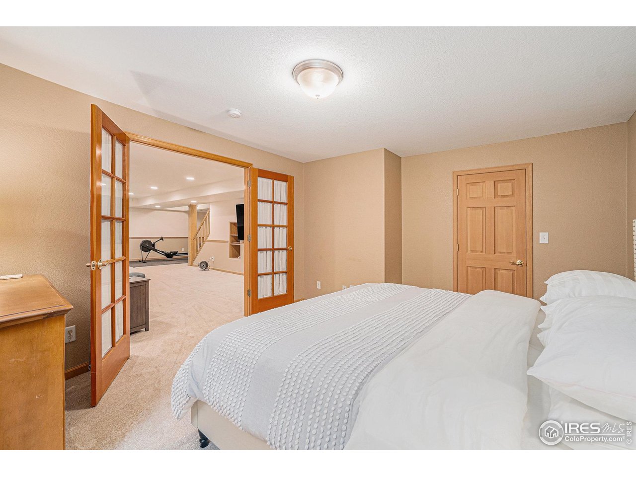 5403 Golden Willow Dr