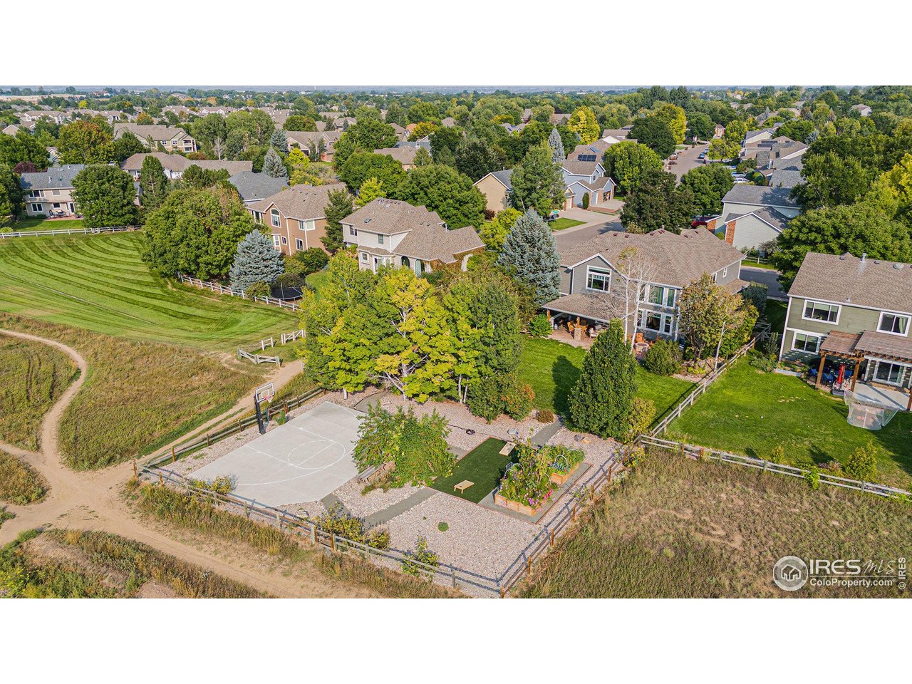 5403 Golden Willow Dr