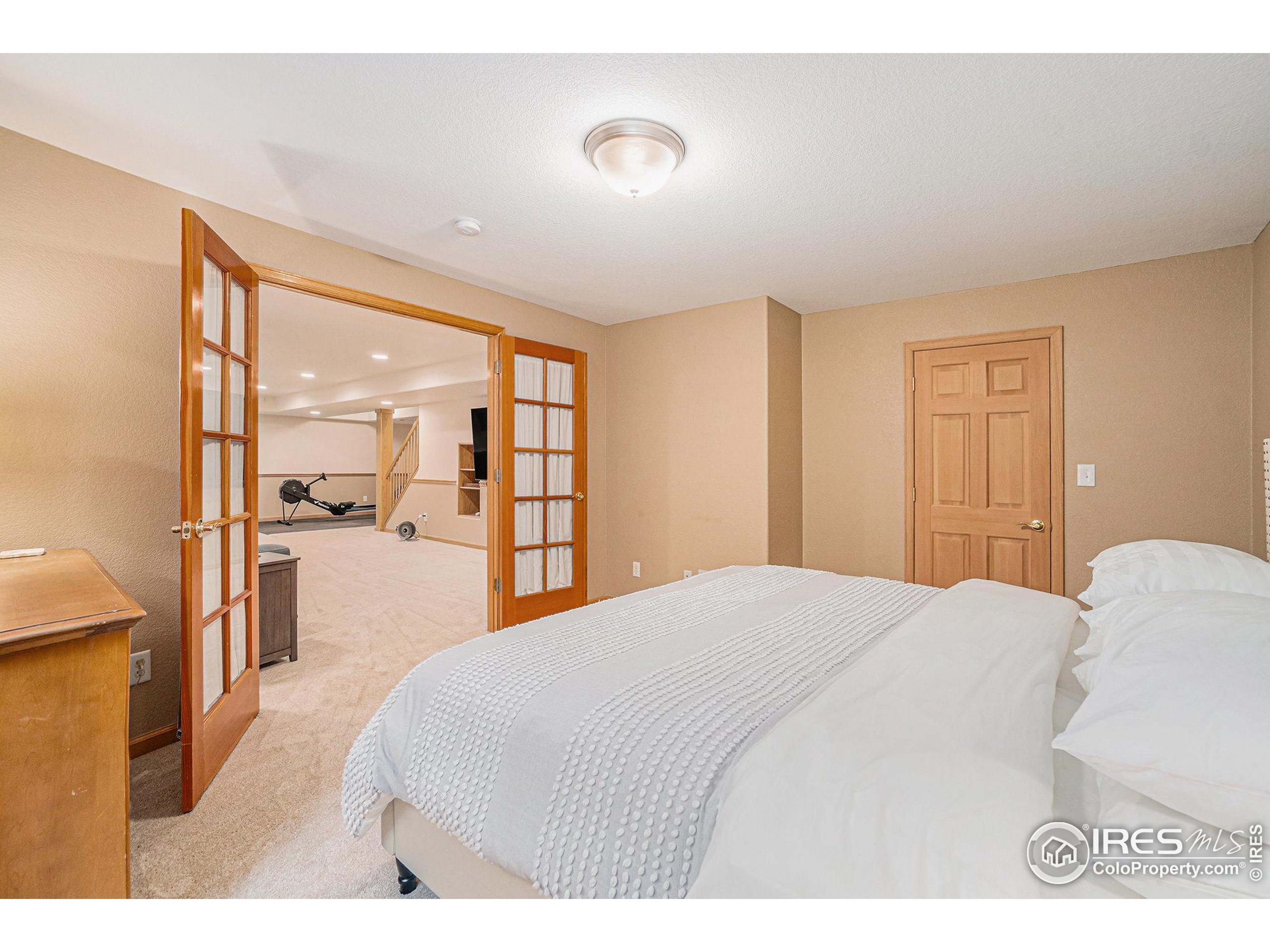 5403 Golden Willow Dr