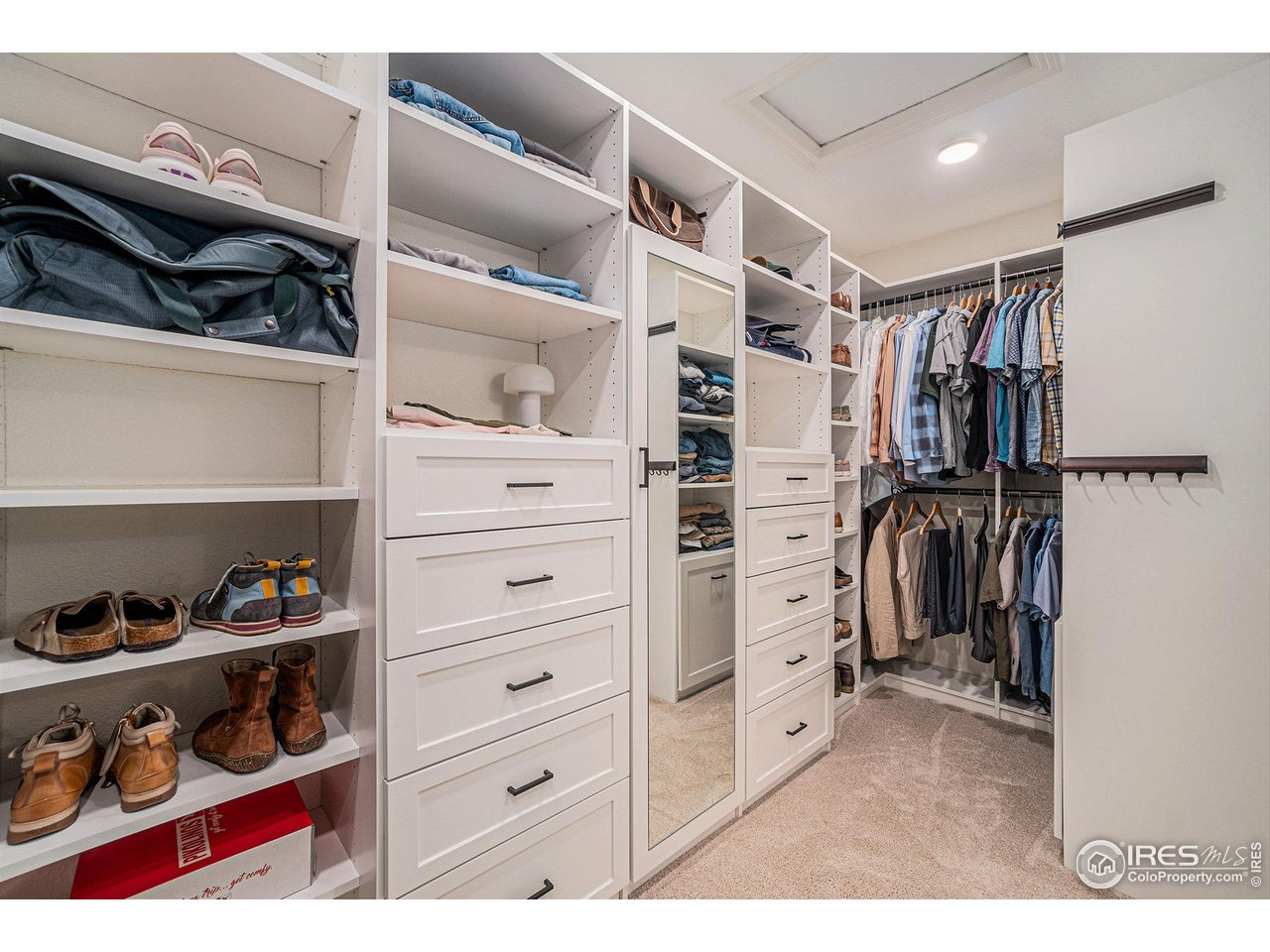 5403 Golden Willow Dr