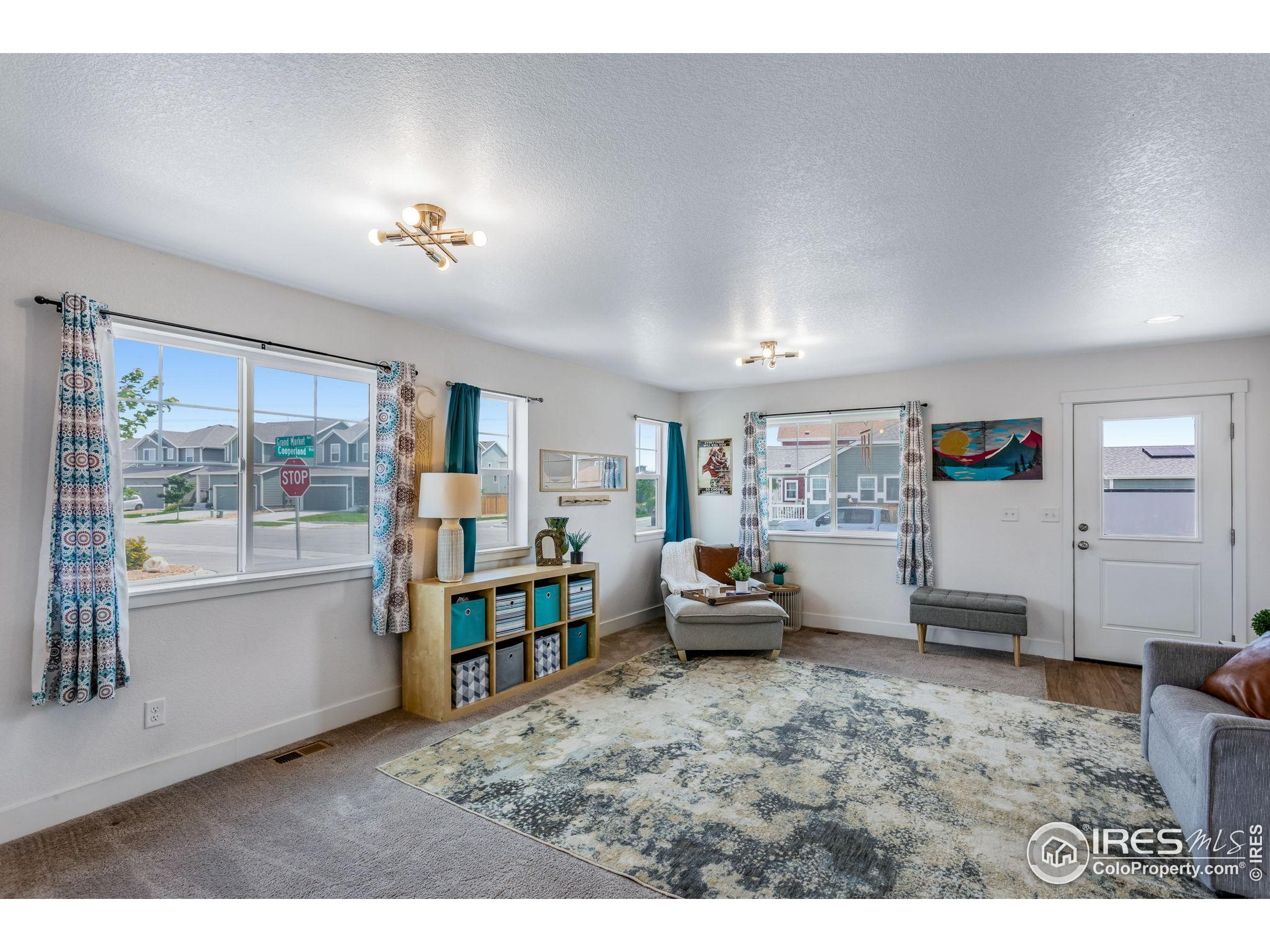 810 Grand Market Ave