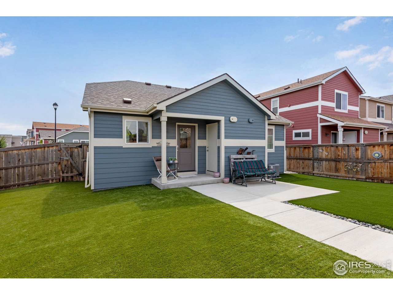 810 Grand Market Ave