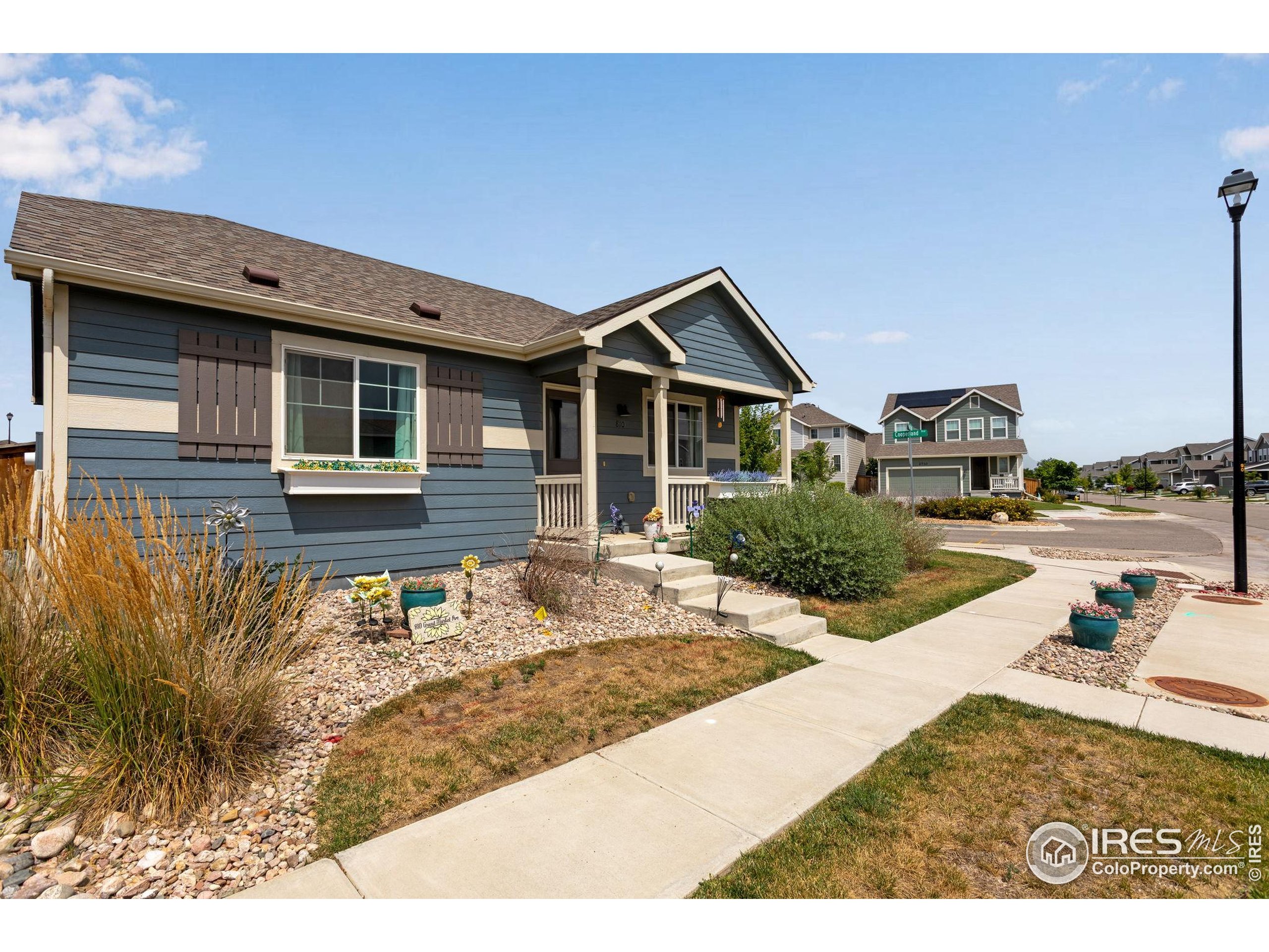 810 Grand Market Ave