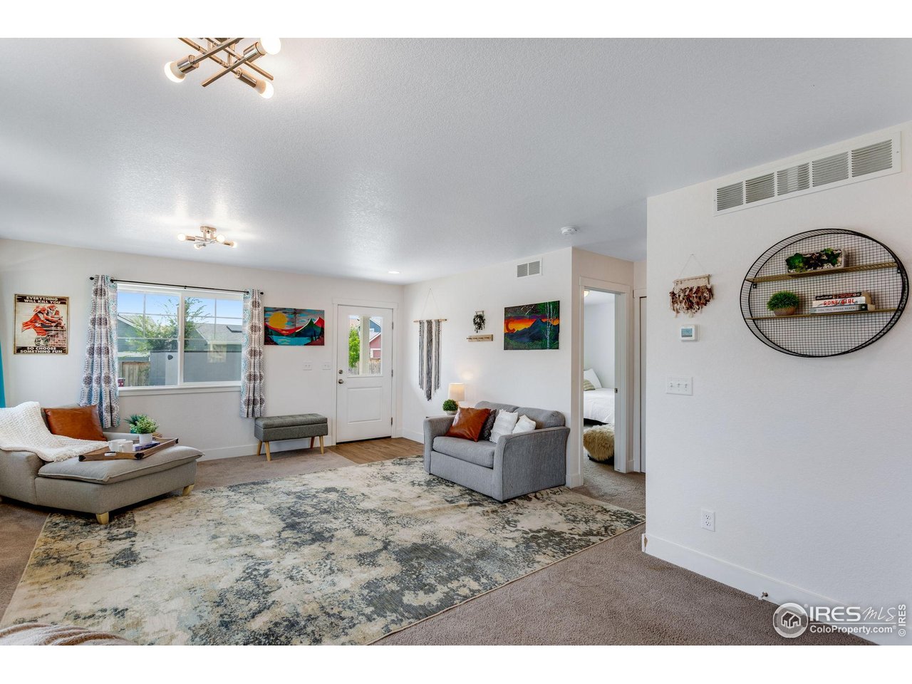 810 Grand Market Ave