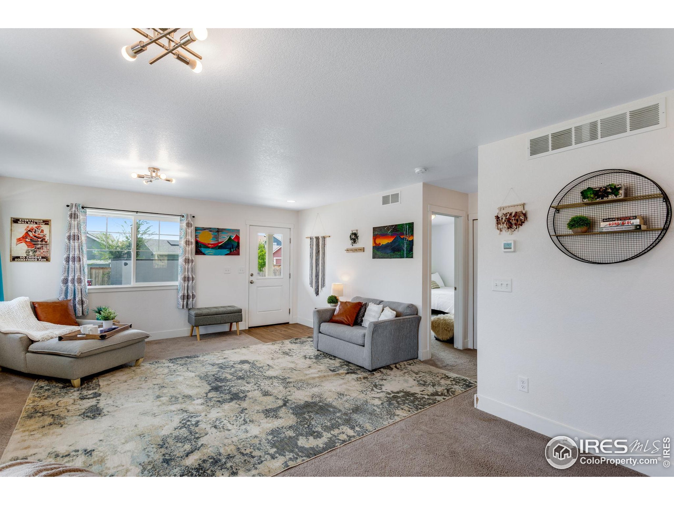 810 Grand Market Ave