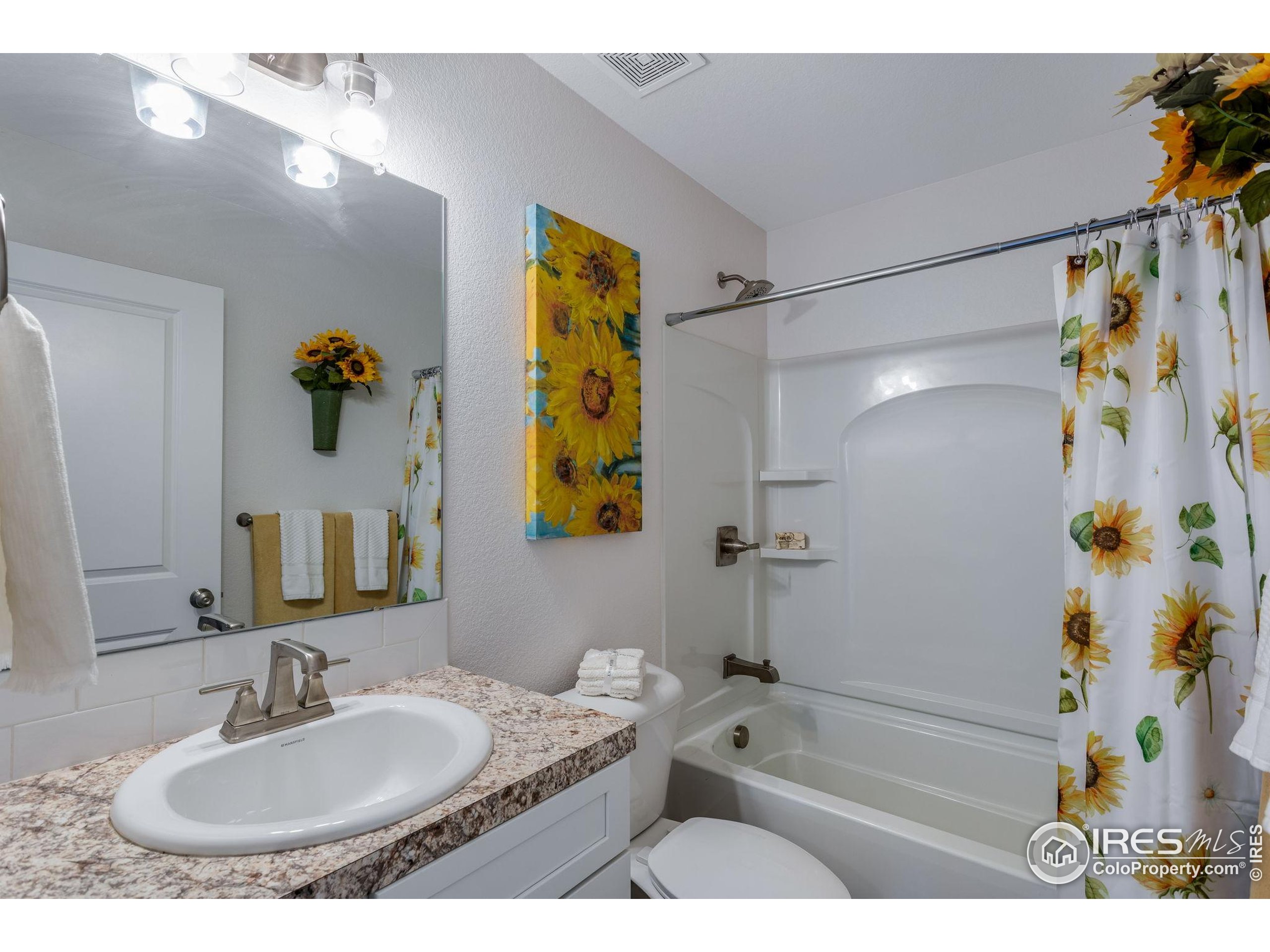 810 Grand Market Ave