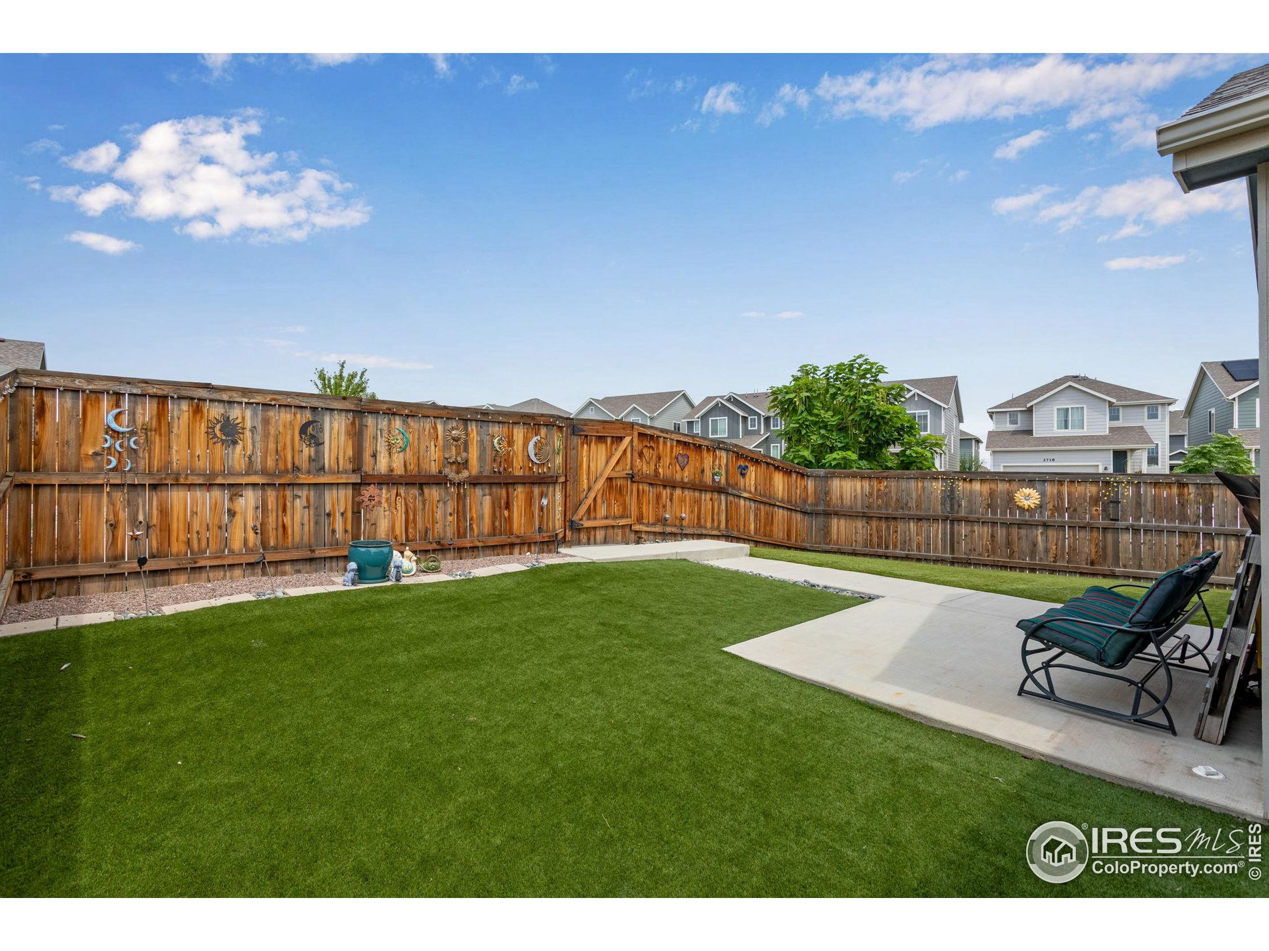 810 Grand Market Ave