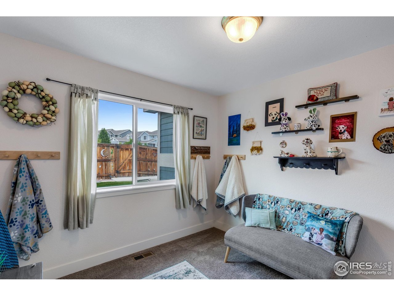 810 Grand Market Ave