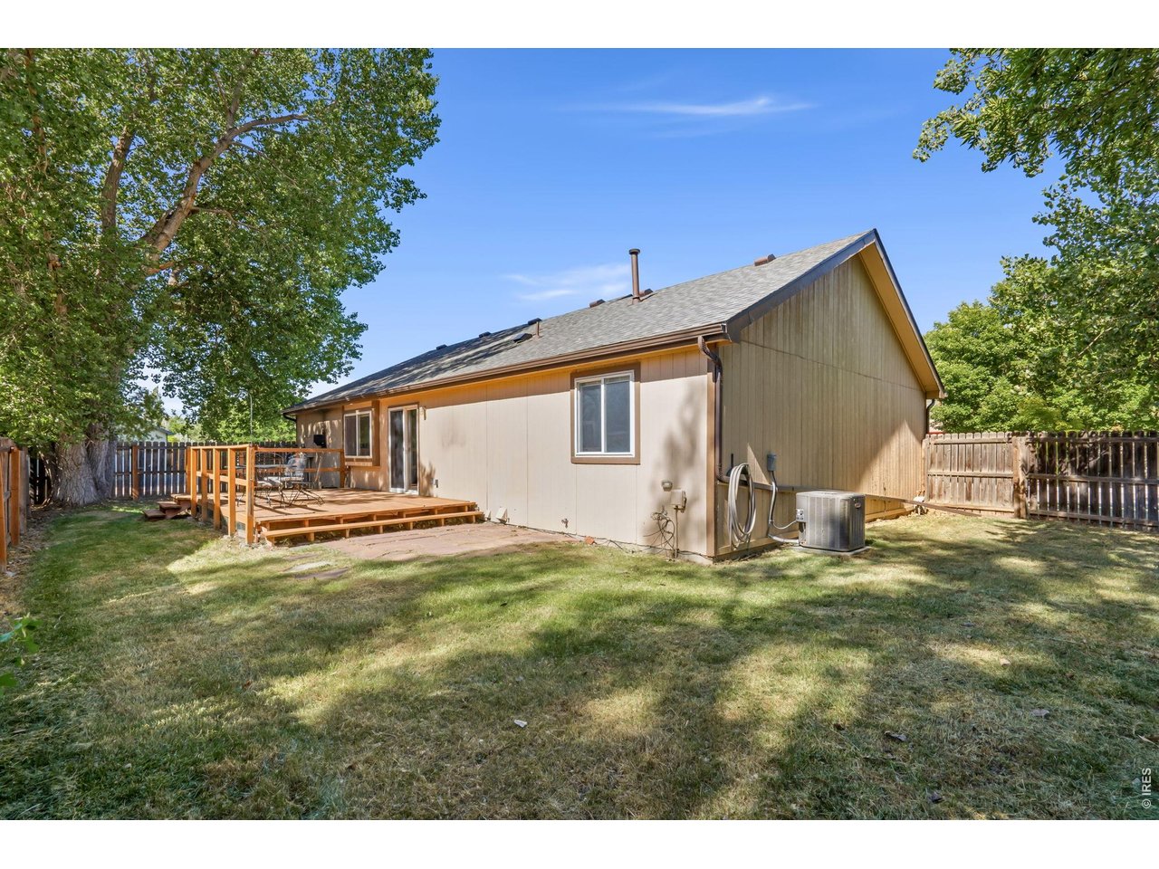 1612 Bayberry Cir