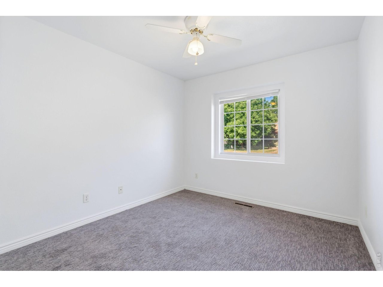 1612 Bayberry Cir
