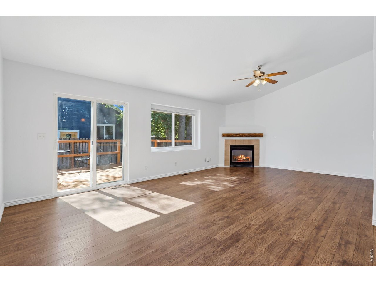 1612 Bayberry Cir