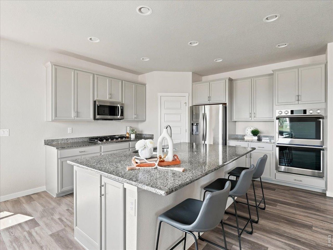 1229 Argali Dr