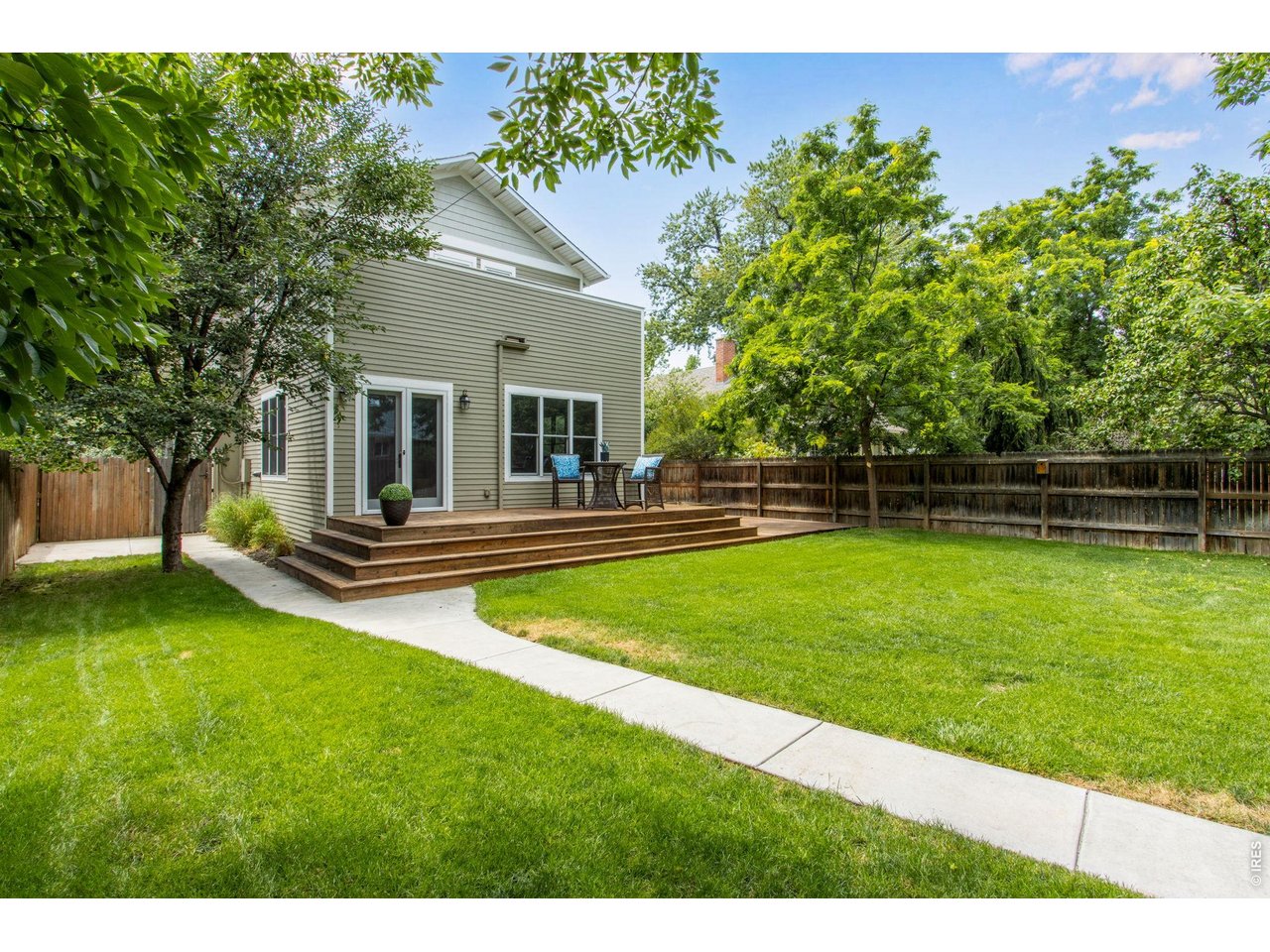920 Laporte Ave