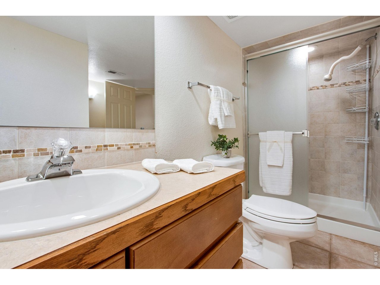 1218 Chickadee Ct