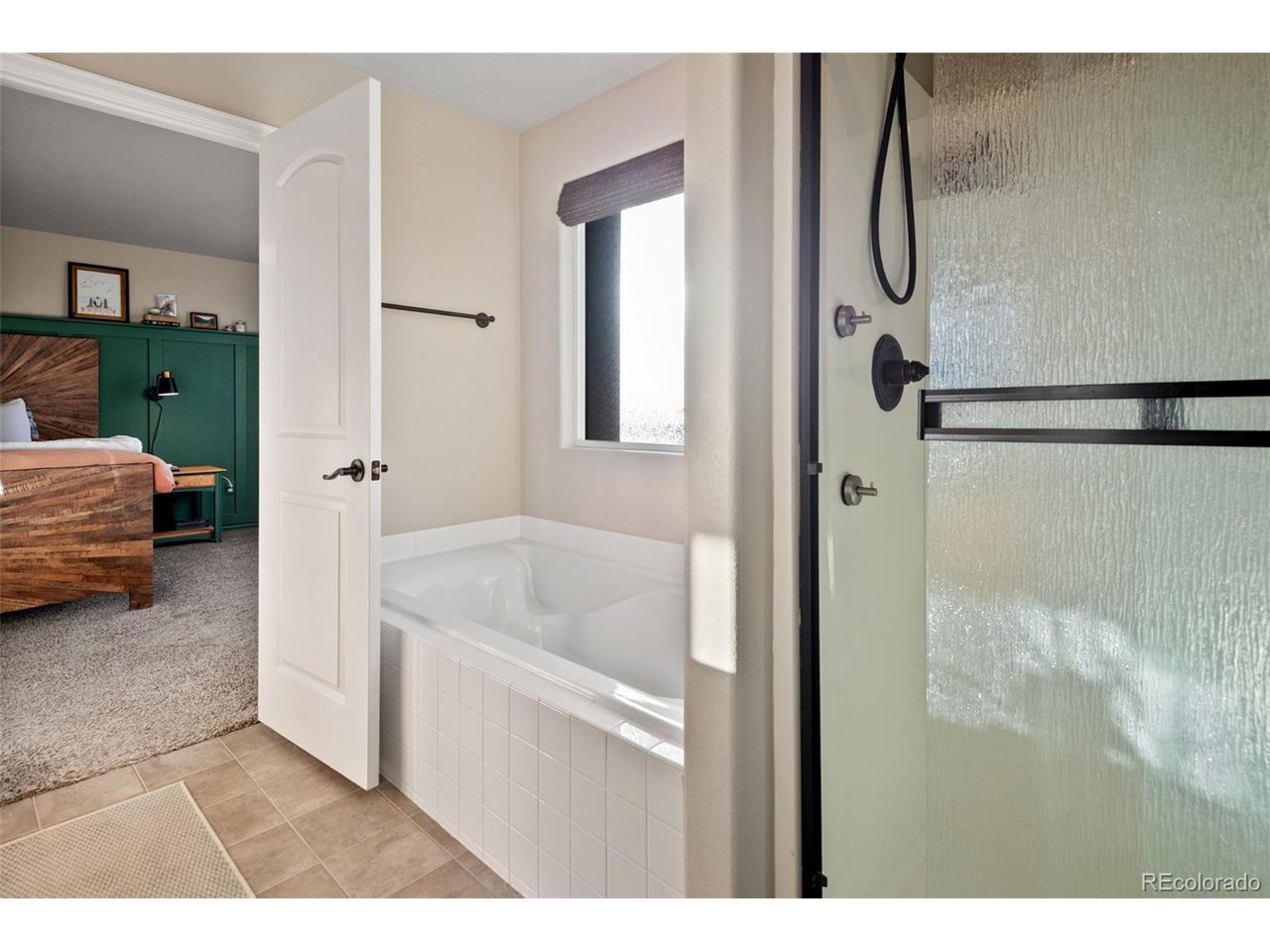 2076 Peach Blossom Dr