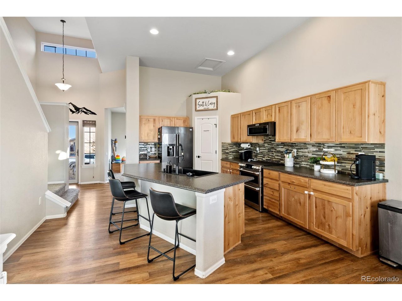 2076 Peach Blossom Dr