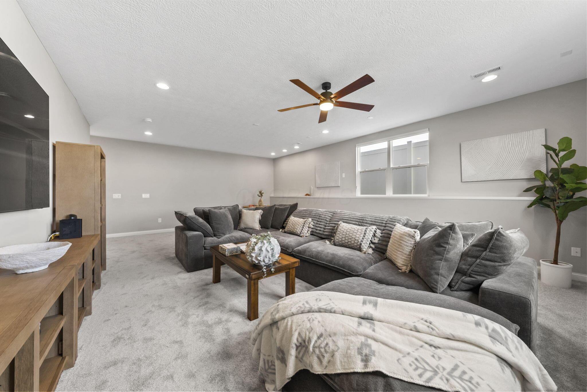 9144 Coe Drive