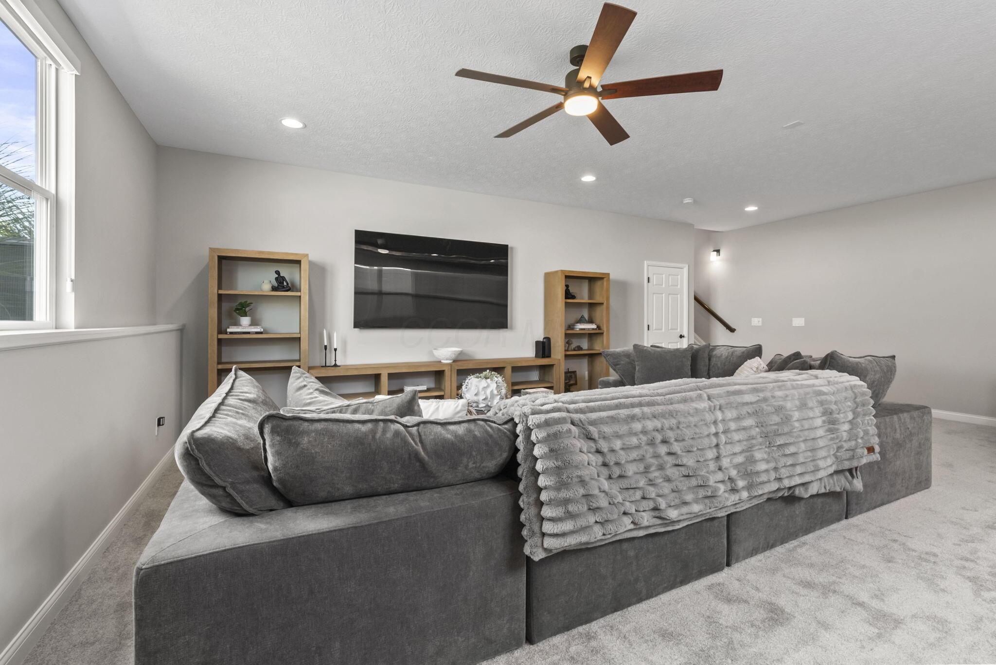 9144 Coe Drive