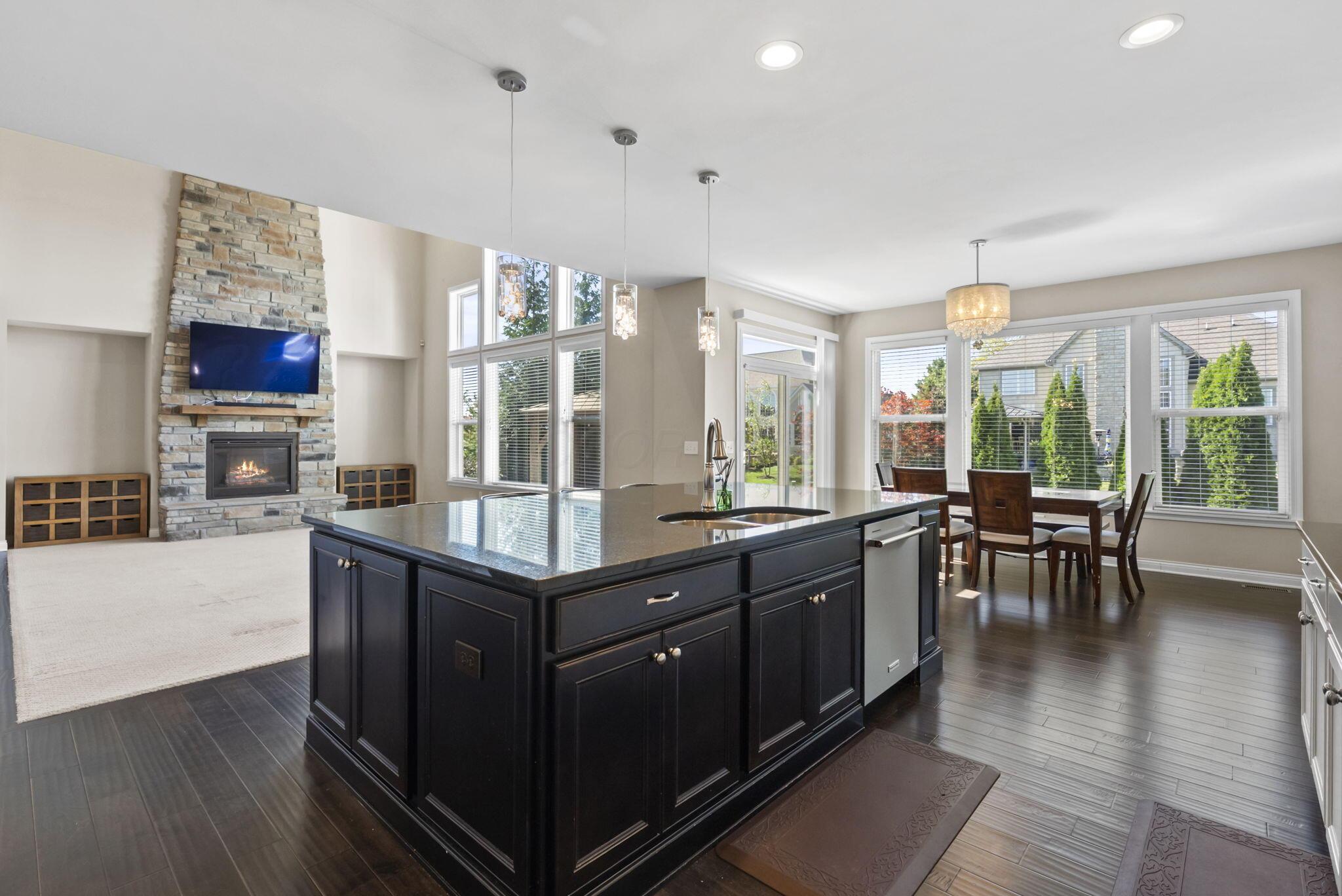 5785 Glendavon Place