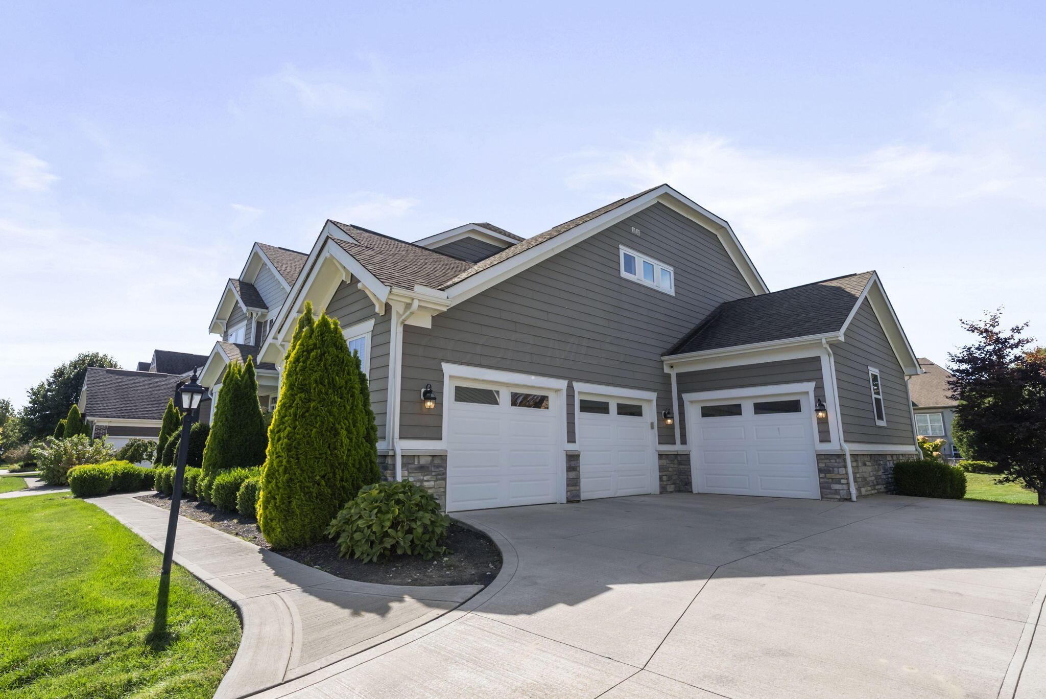 5785 Glendavon Place