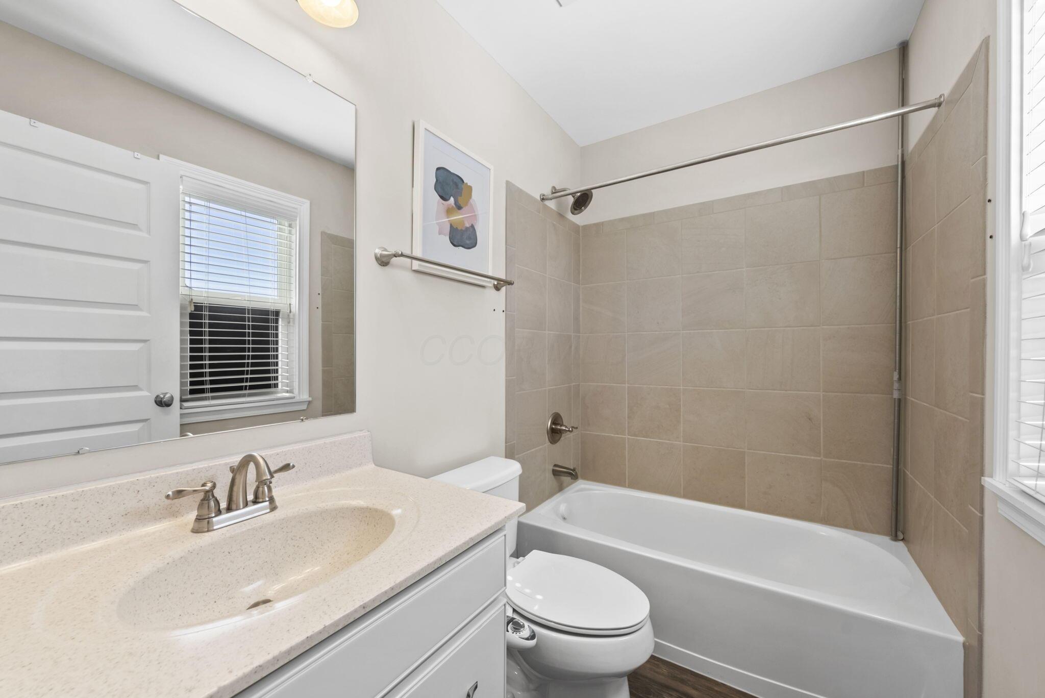 5785 Glendavon Place