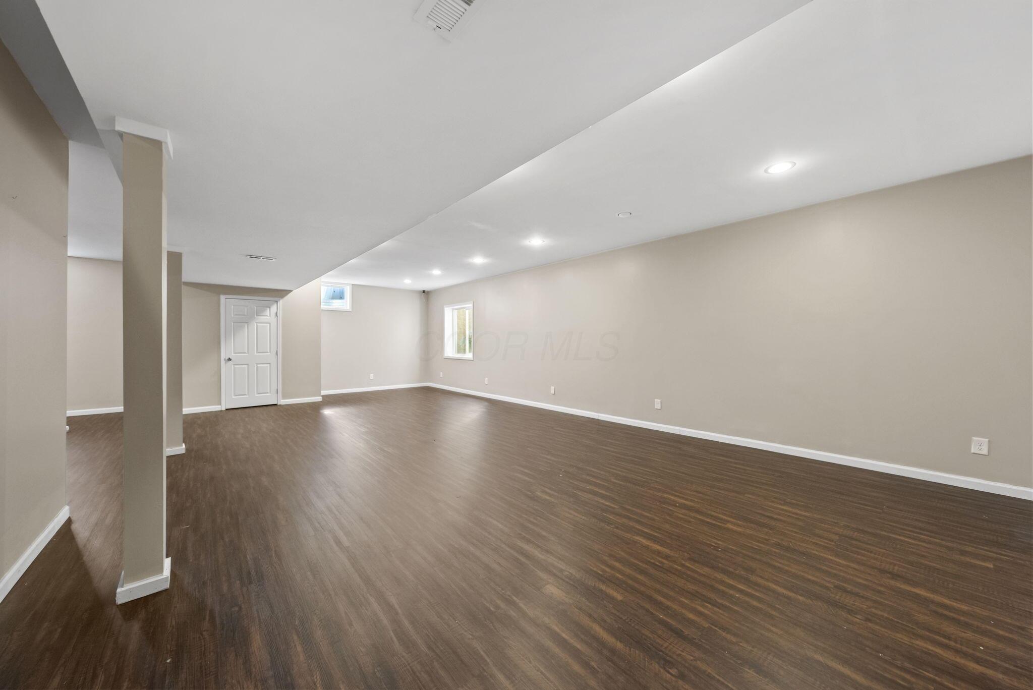 5785 Glendavon Place