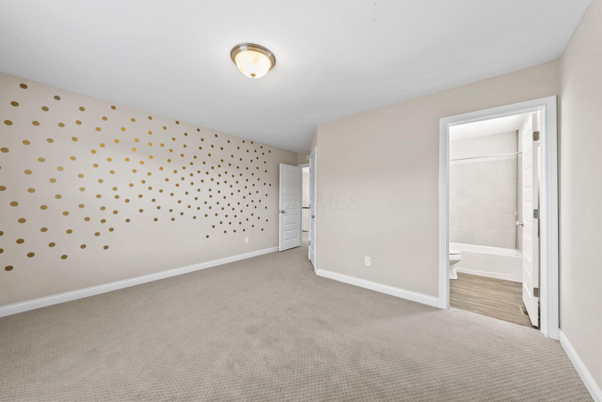5785 Glendavon Place