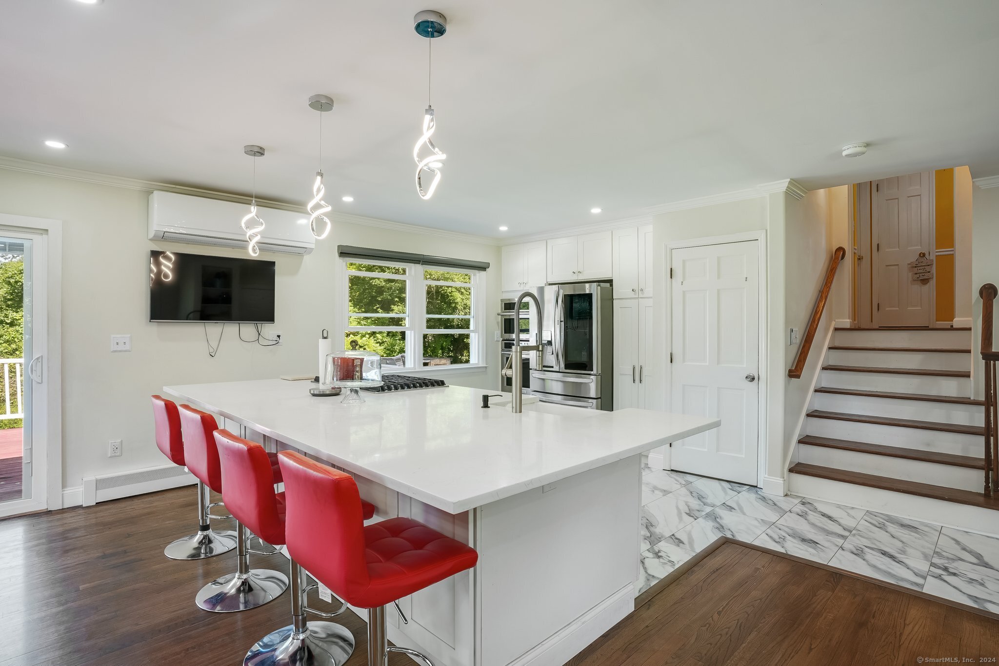 32 Ox Drive