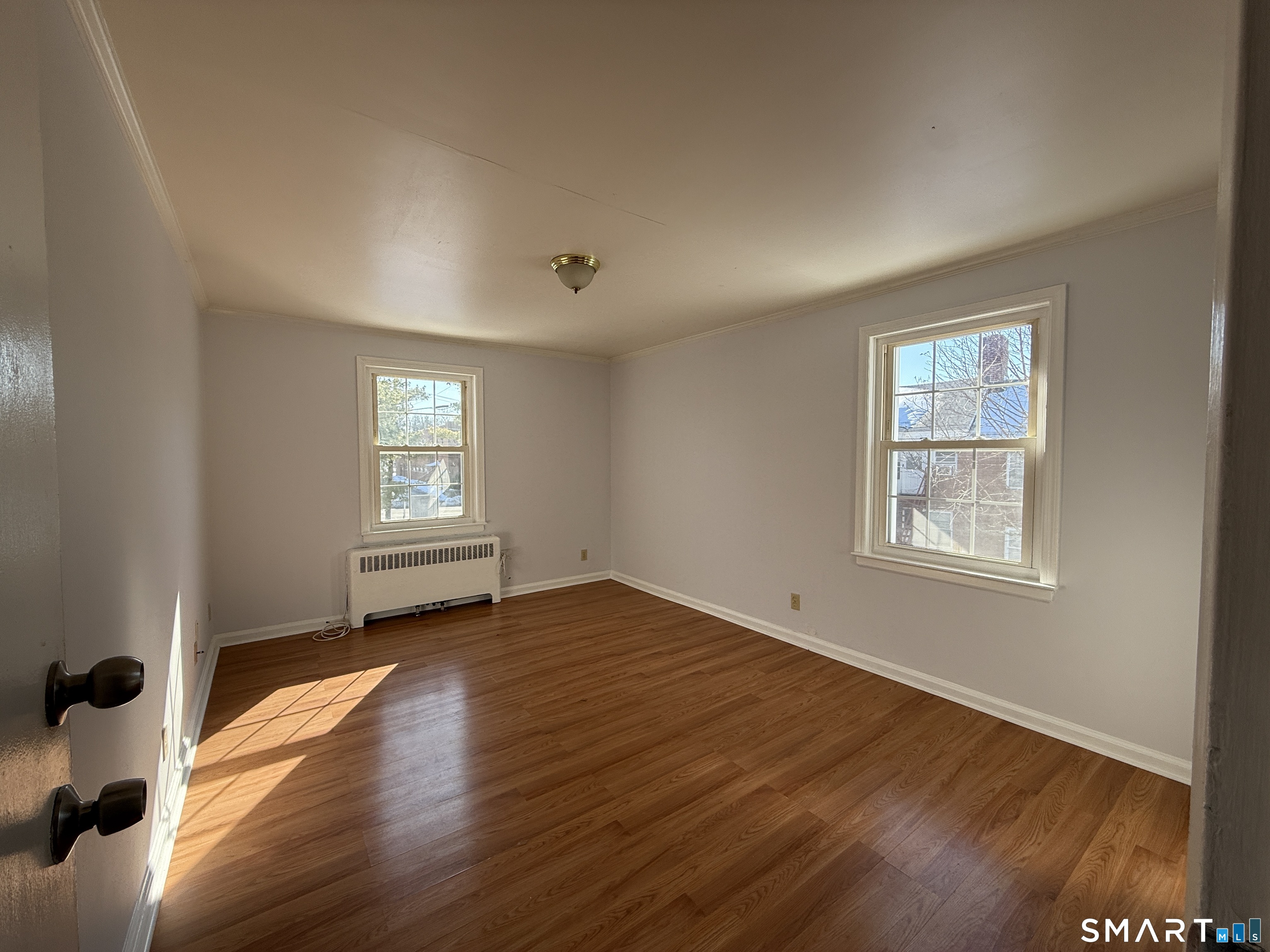 1084 East Main Street APT 3