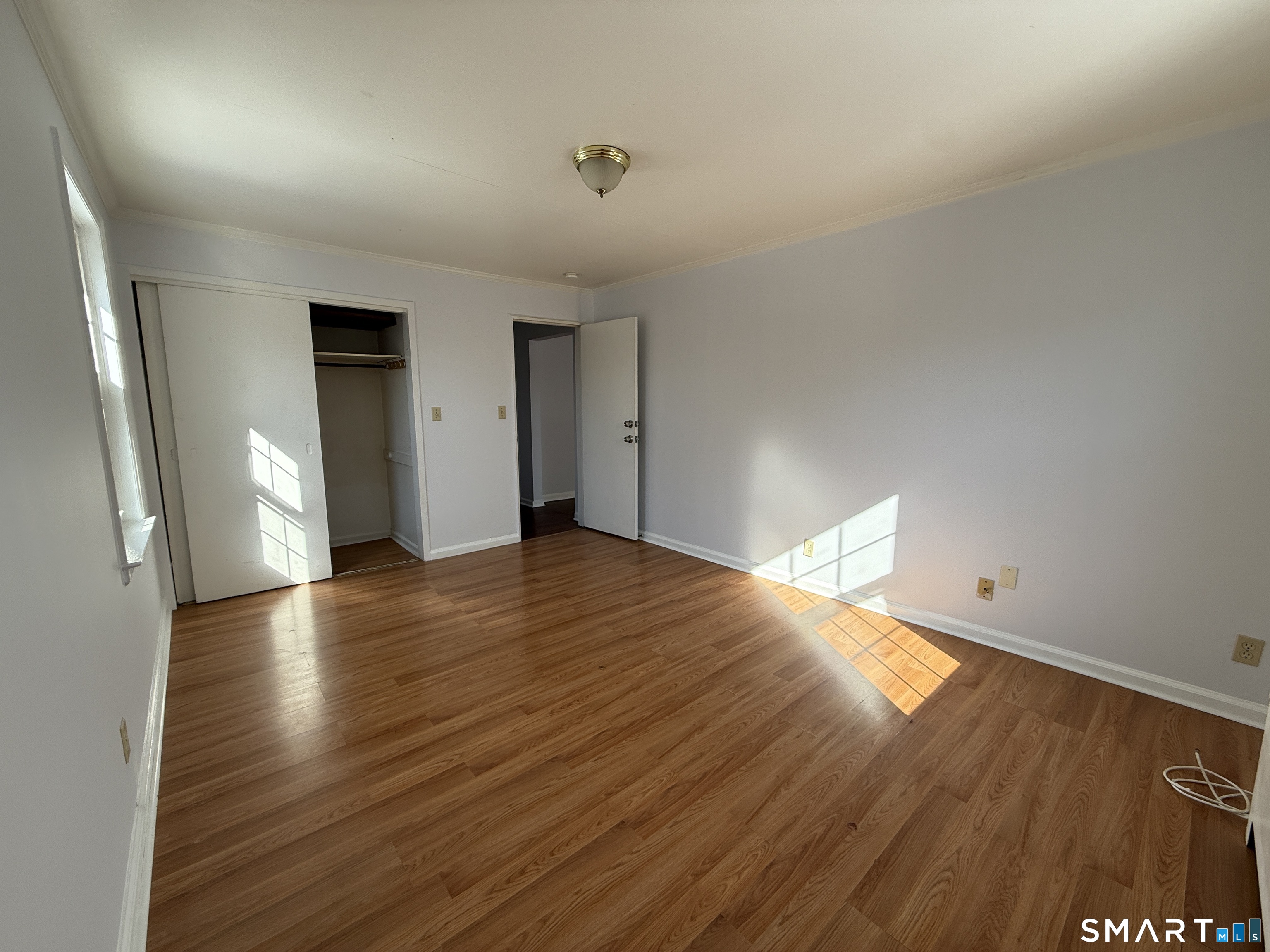 1084 East Main Street APT 3