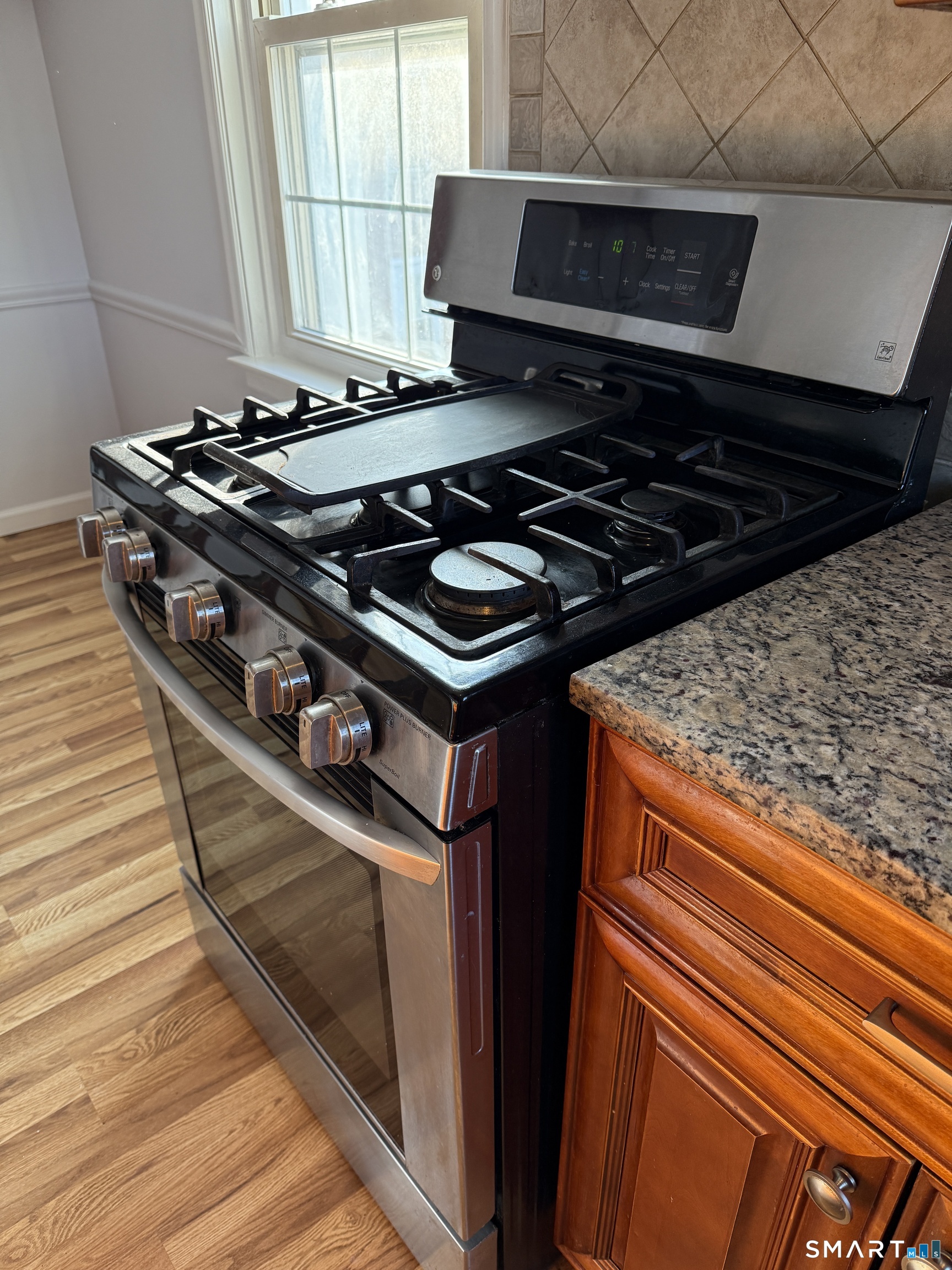 1084 East Main Street APT 3