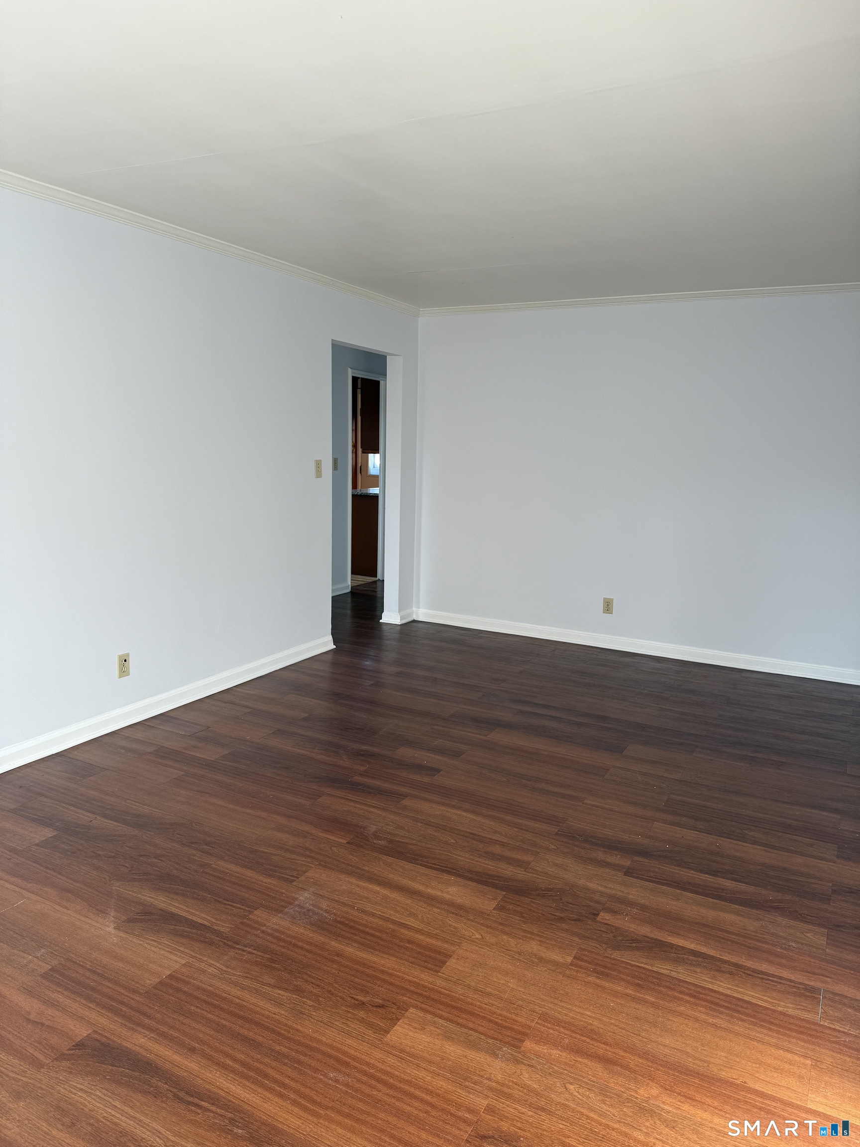 1084 East Main Street APT 3
