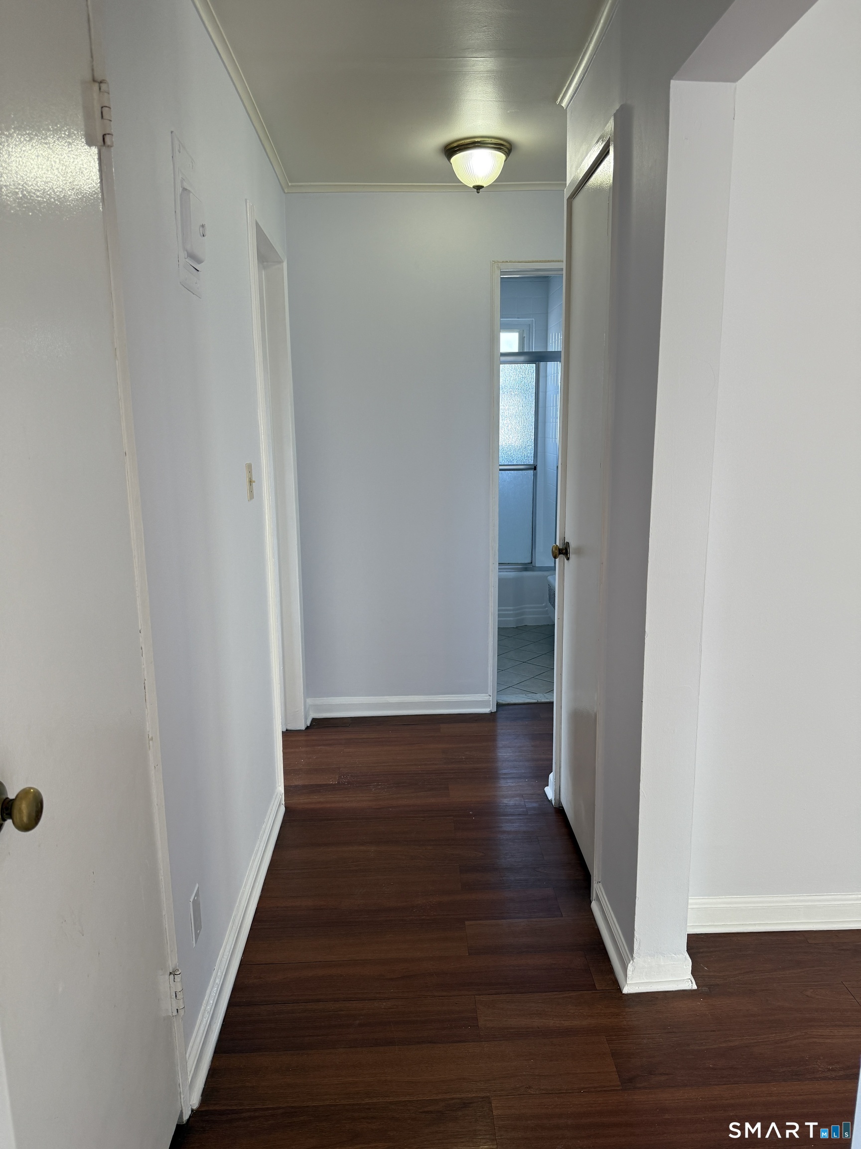 1084 East Main Street APT 3
