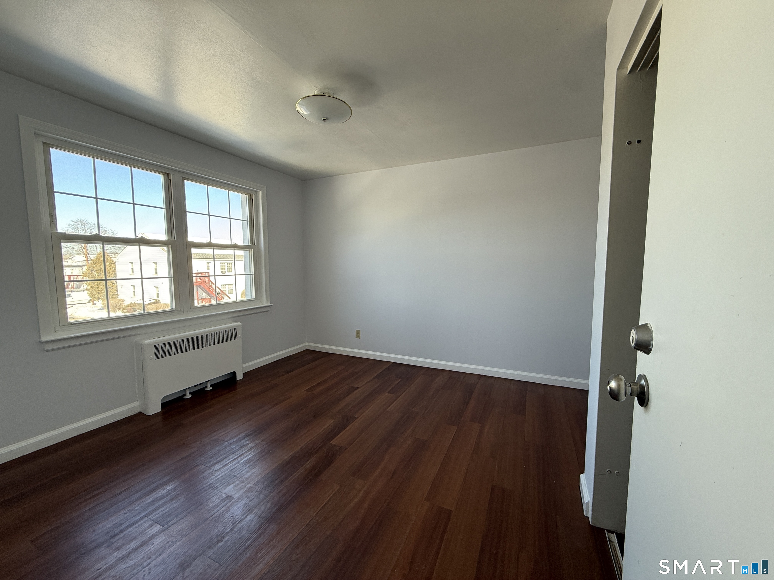 1084 East Main Street APT 3
