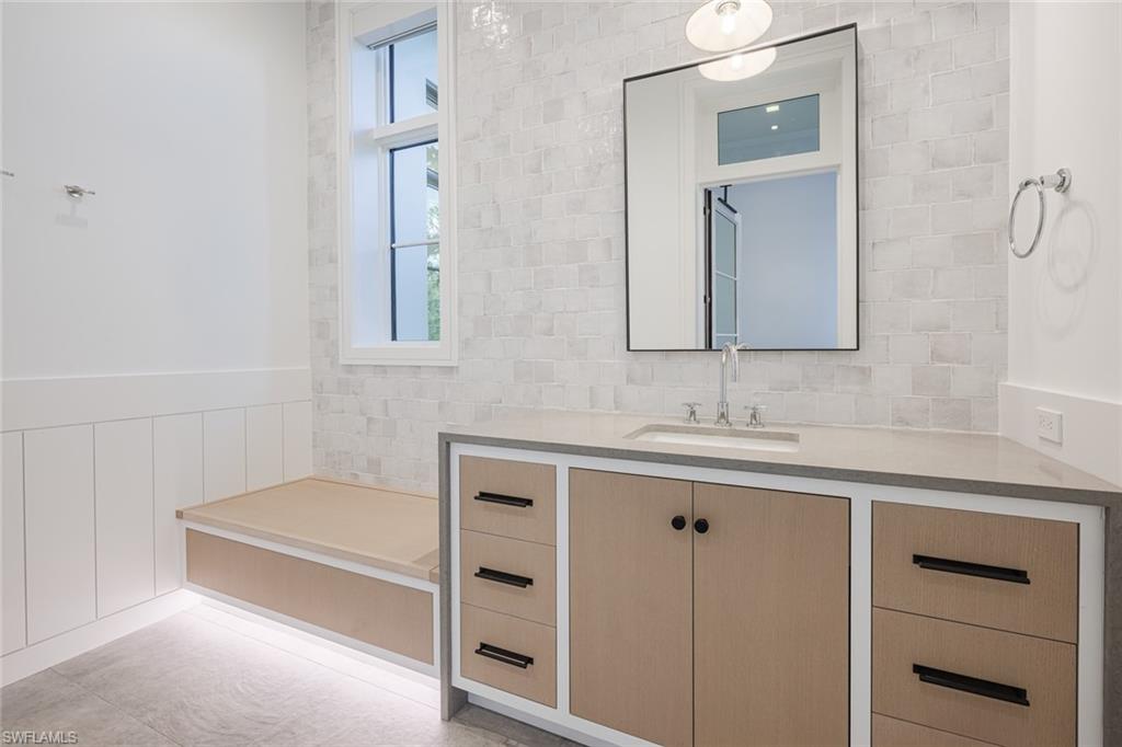 2426 INDIAN PIPE WAY