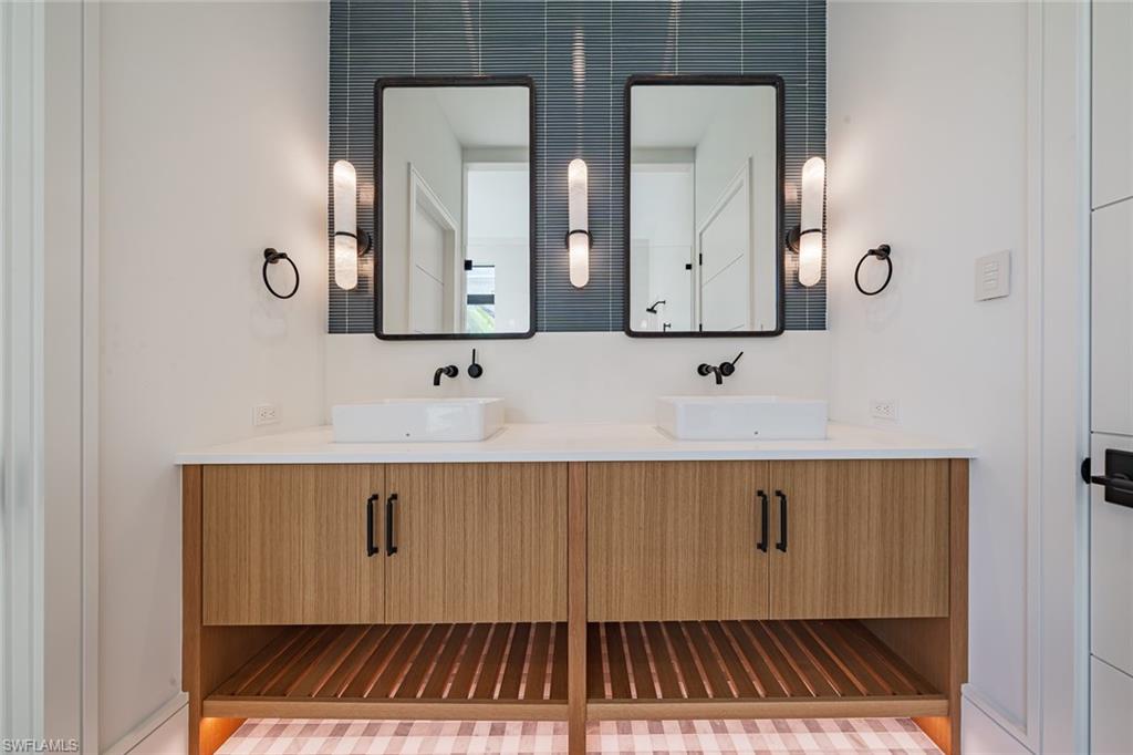 2426 INDIAN PIPE WAY