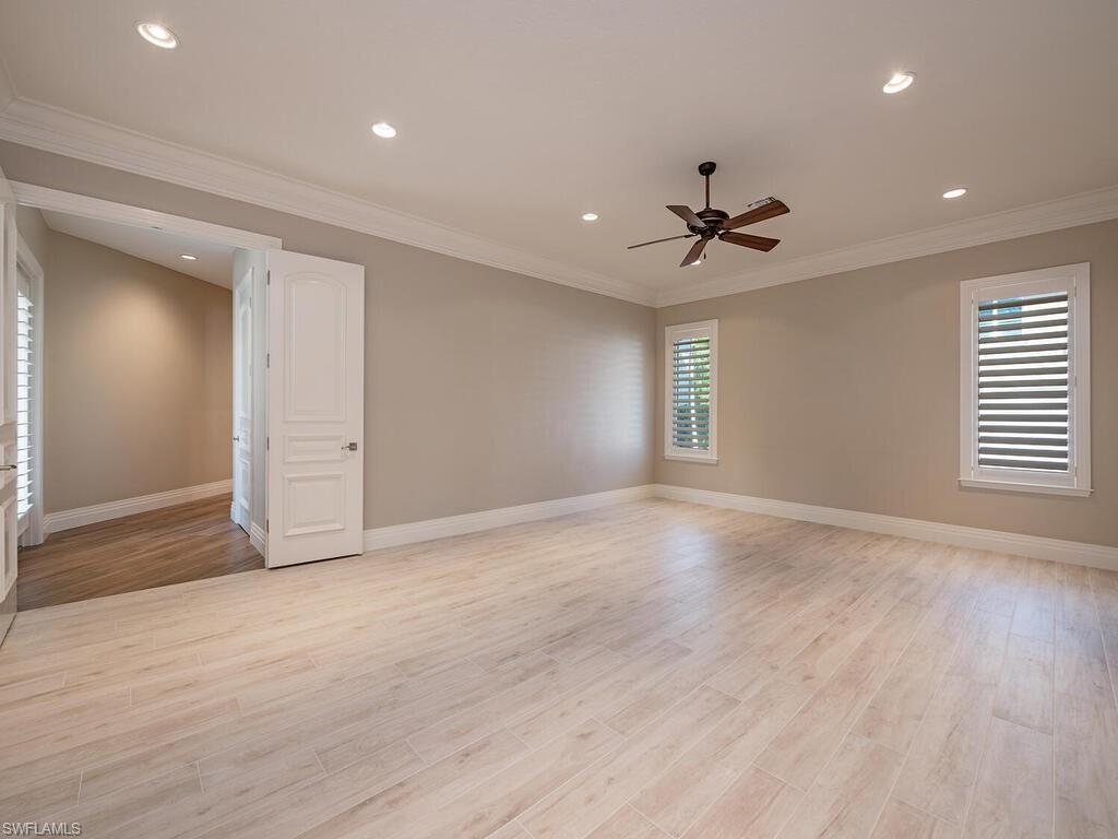 2835 SILVERLEAF LN