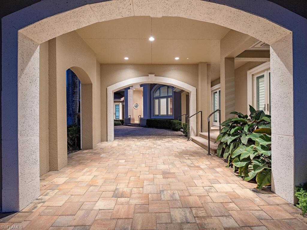 2835 SILVERLEAF LN