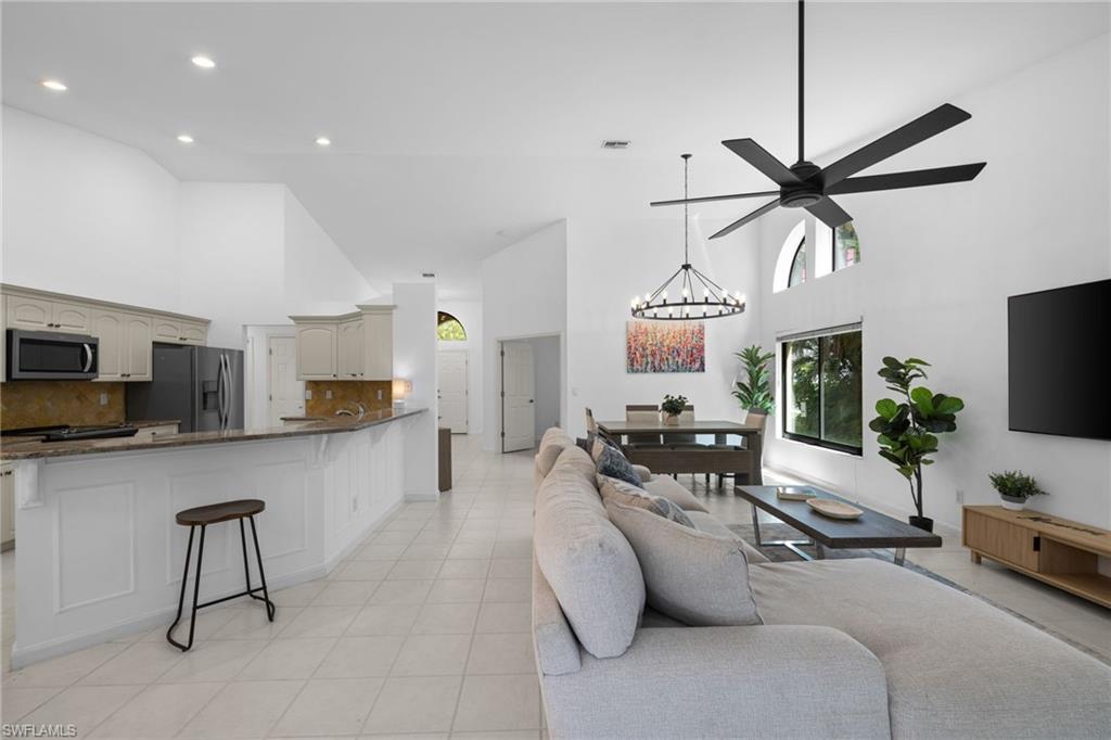 7735 Citrus Hill LN