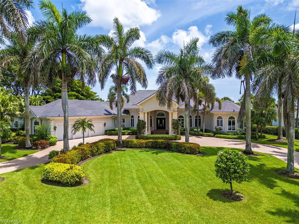 1633 CHINABERRY WAY