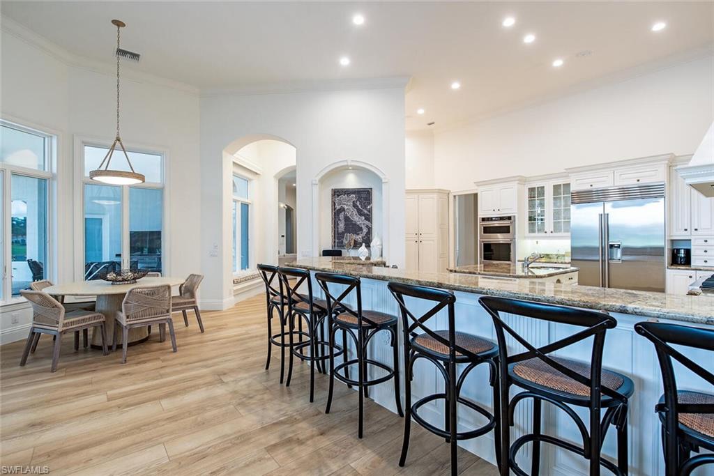 1633 CHINABERRY WAY