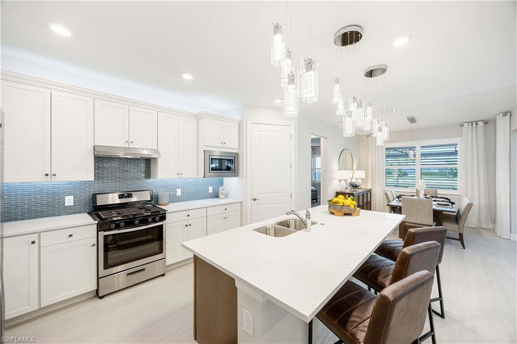 6699 Pennyroyal DR, NAPLES