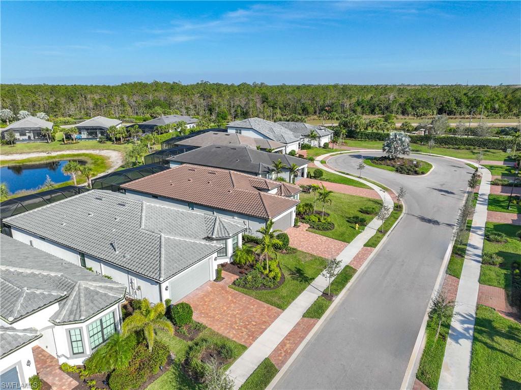 6699 Pennyroyal DR, NAPLES