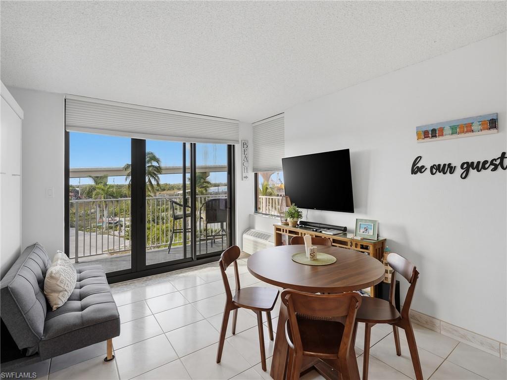 8701 Estero BLVD # 201