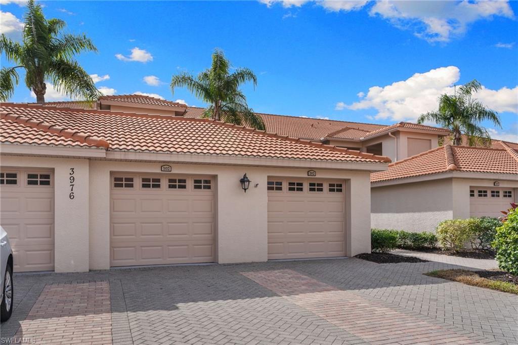 3976 Bishopwood CT E # 102